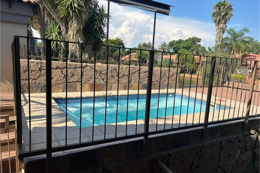 3 Bedroom Property for Sale in Safari Gardens North West